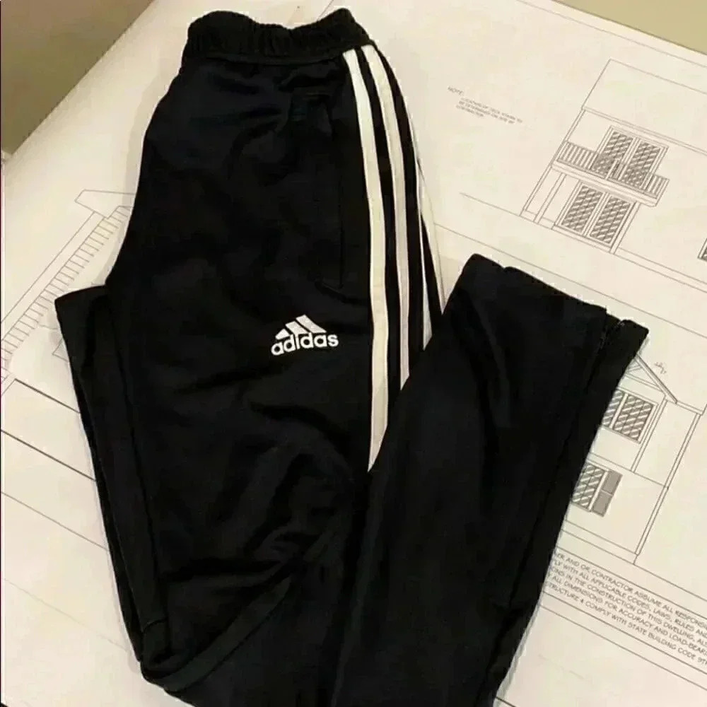 Adidas boys sweats